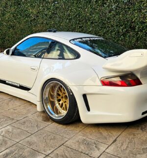 Porsche 996 Carrera Ultrabreites Body Kit