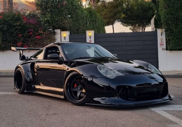 Porsche 996 Turbo Ultrawide Body Kit Porsche 996 Turbo Ultrawide Body Kit